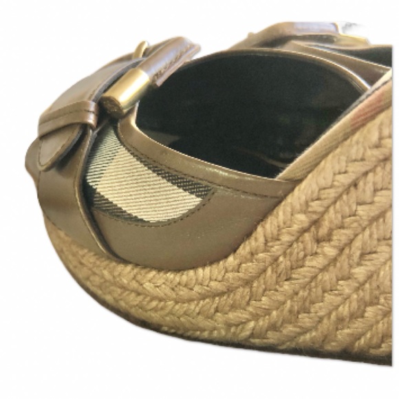 Burberry Brass Buckle Espadrilles | 10.5 - Picture 11 of 16